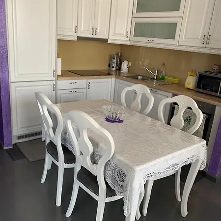 Tucepi דירה
